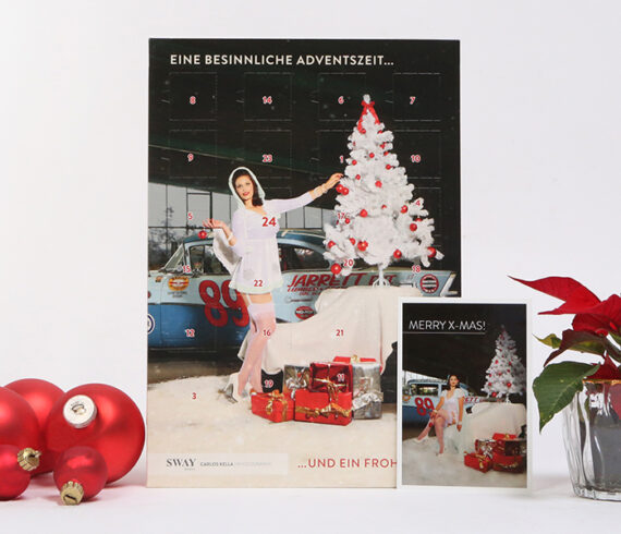 Der Carlos Kella Schokoladen-Adventskalender 2020 mit Cars & Girls-Motiv und passender Weihnachtspostkarte ist da!